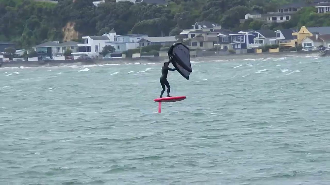 Wingfoiling Wellington Whitirea November 2022