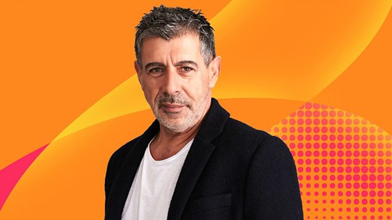 BBC's Gary Davies shocks by swearing live on air