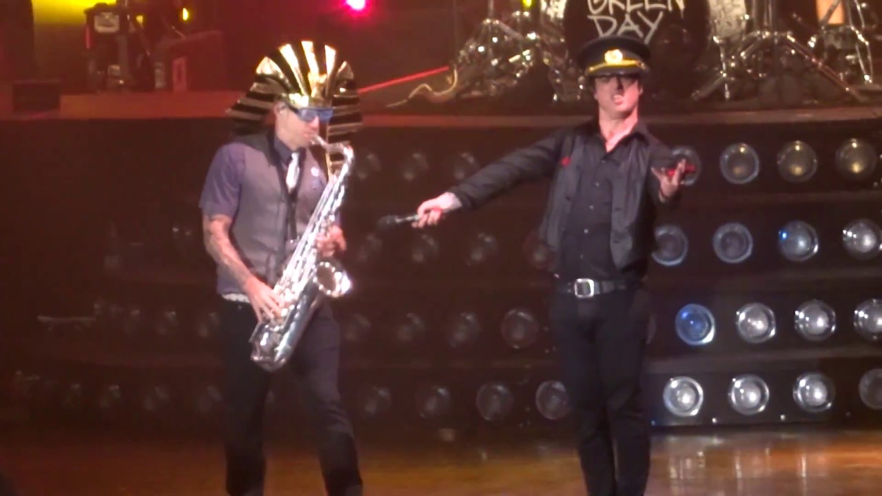 Green Day - "King For a Day" and "Shout" (Live in San Diego 9-13-17)