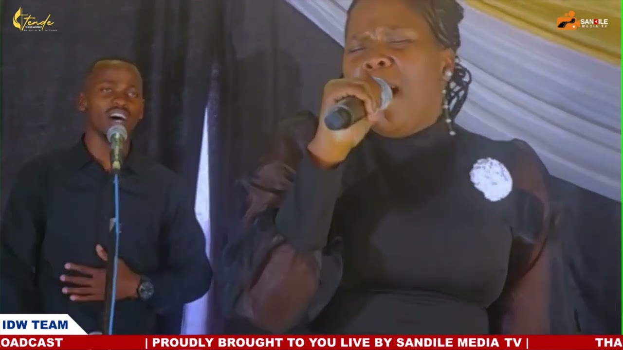 Sister Bonguusa (Angisoze Ngikuyekele)