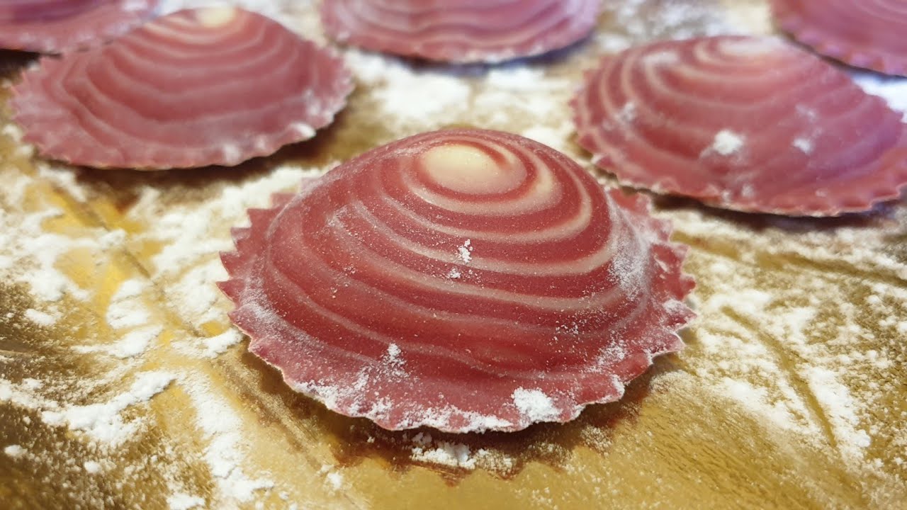 Ravioli colorati a forma di spirale, tutorial completo