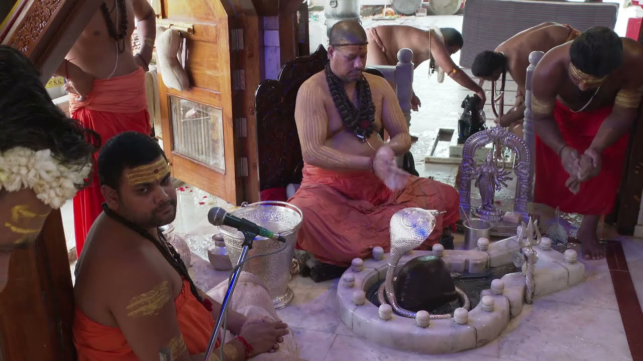 Swami Kailashanand Giri ji Live Stream