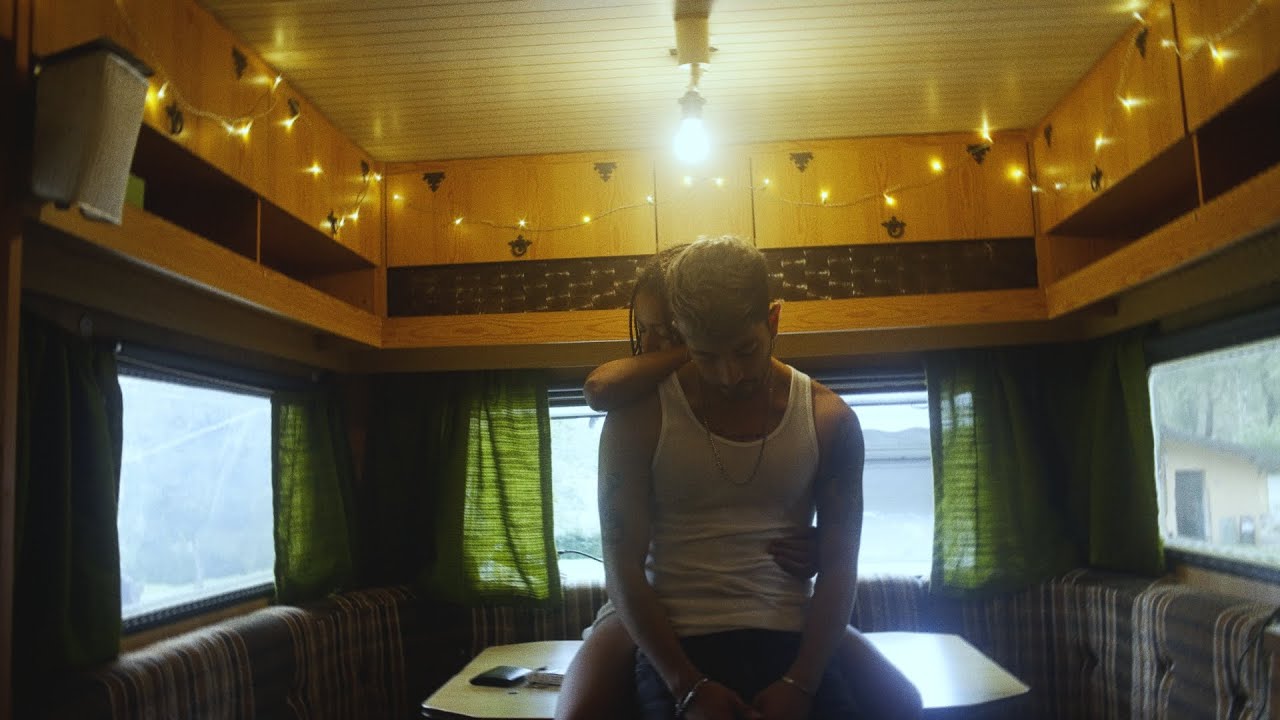Mose - Fiori feat Amélie (Official Video)