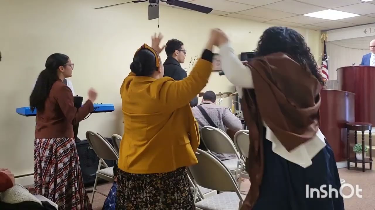 En Victoria Estoy | CORO PENTECOSTAL