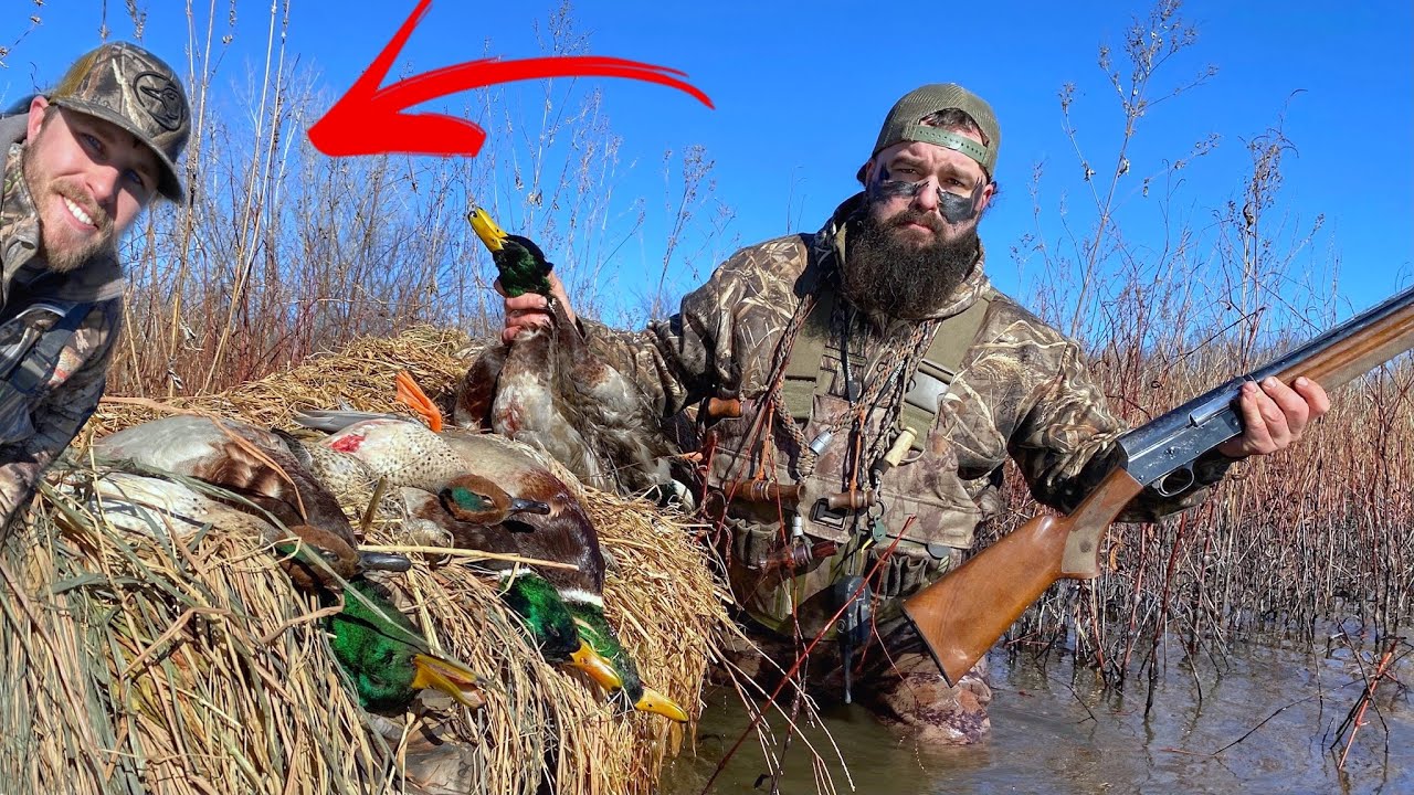 20 GAUGE Duck Hunting Mallard LIMITS! Public Land KAYAK Hunt with Outdoor Limits!