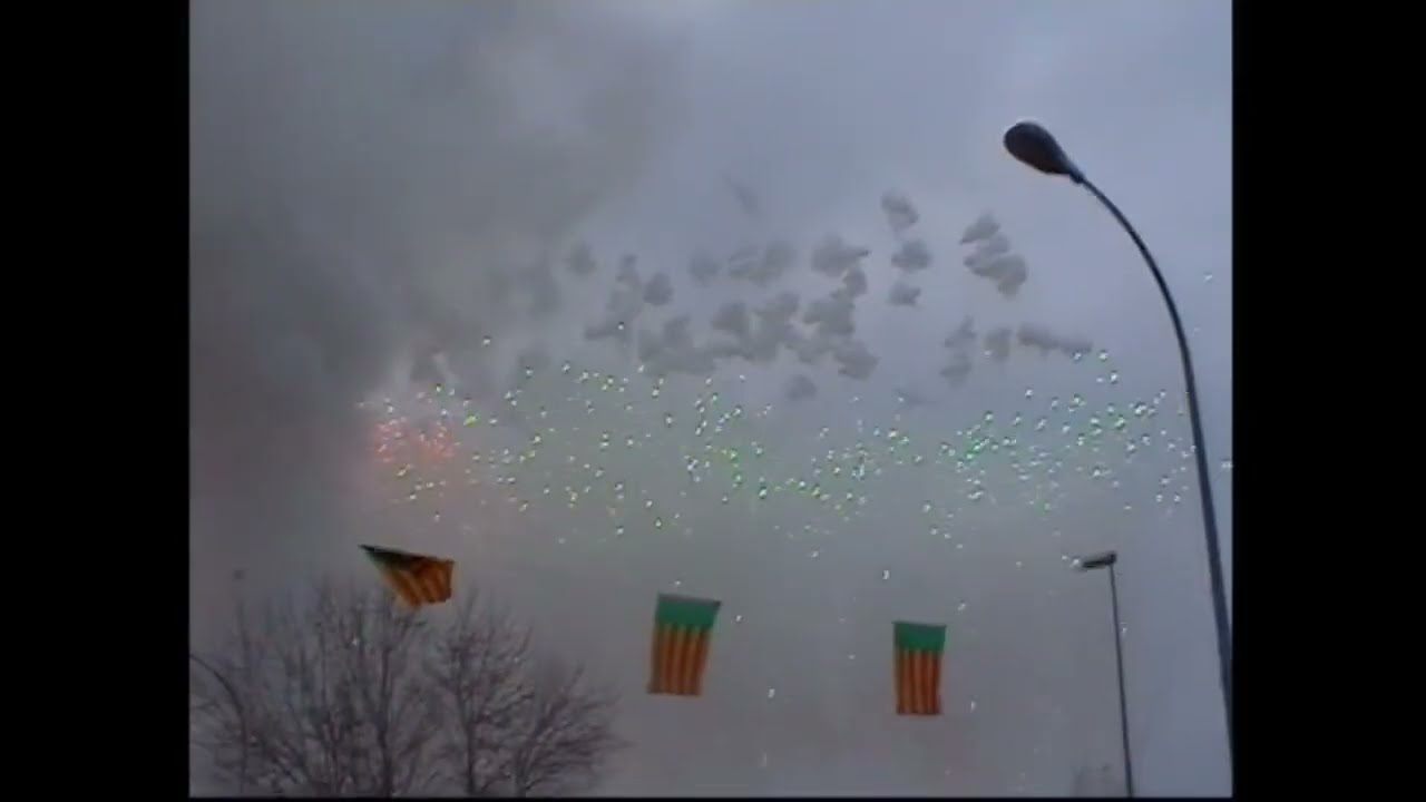 MASCLET&Agrave; - CASTELL&Oacute; 2004 - PIROTECNIA TURIS