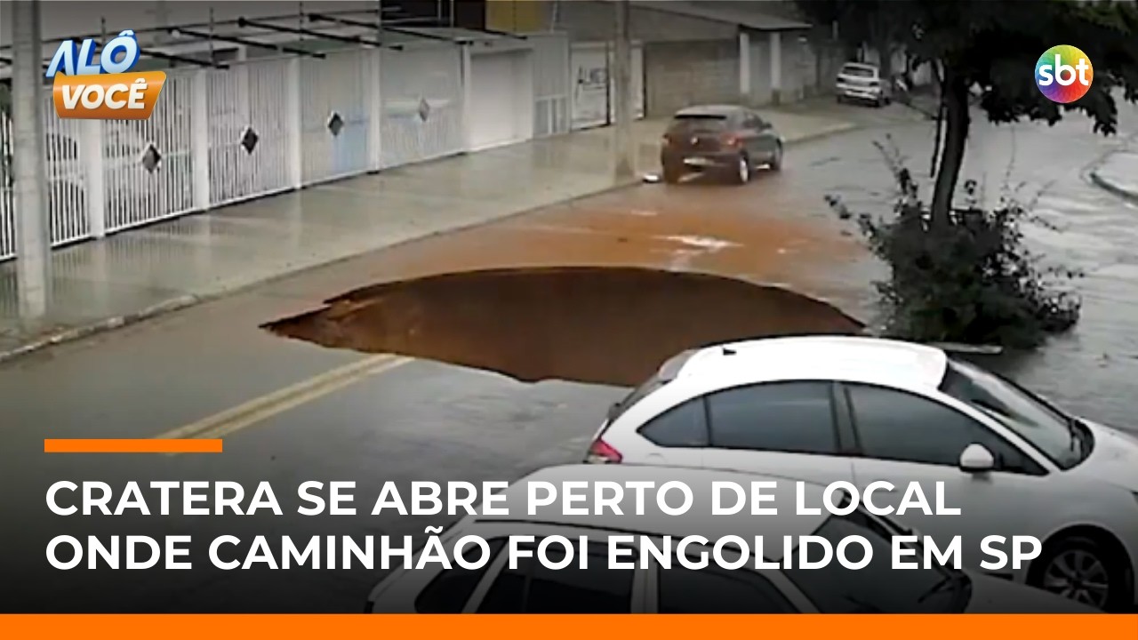 Mais de 150 pessoas ficam desalojadas após cratera abrir em SP; câmera flagrou momento | #AloVoce