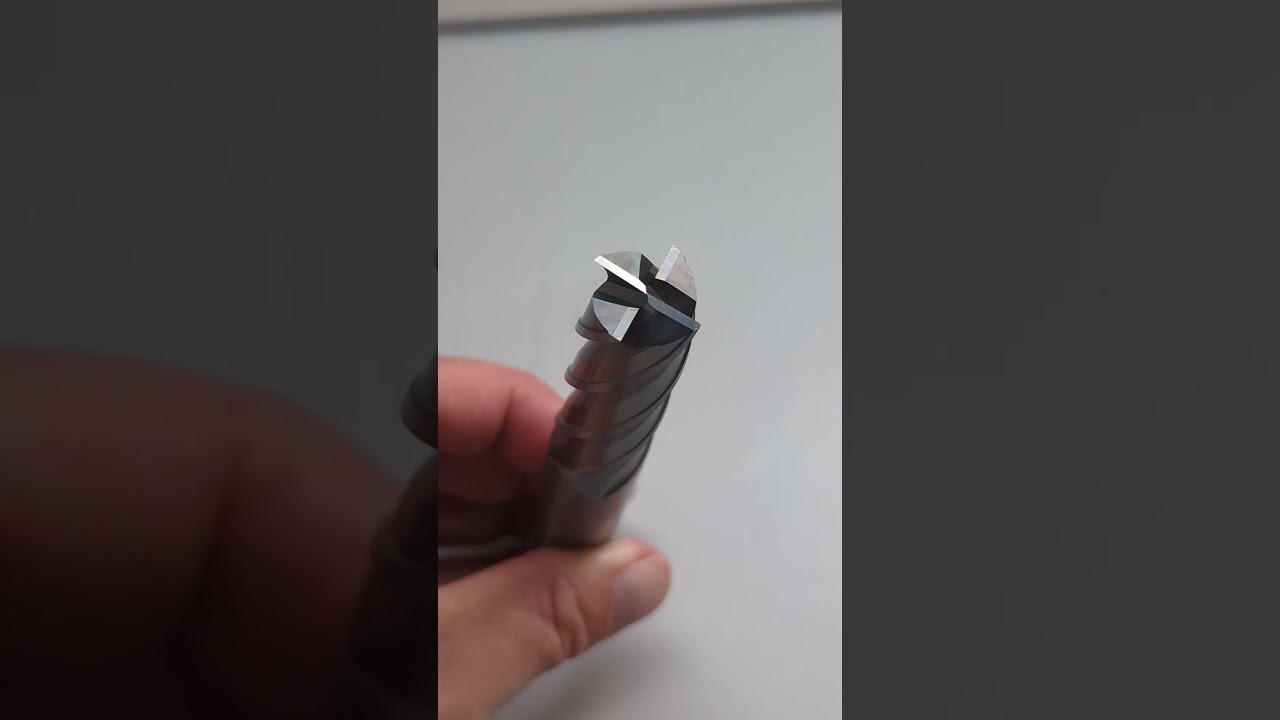 4Fl Medium Length Carbide End Mill with Eccentric Relief Square End