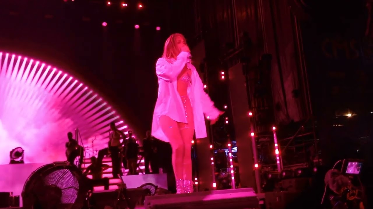 JENNIFER LÓPEZ ✨Up All Night✨Cádiz 10.07.2025 (Tercera Parte)