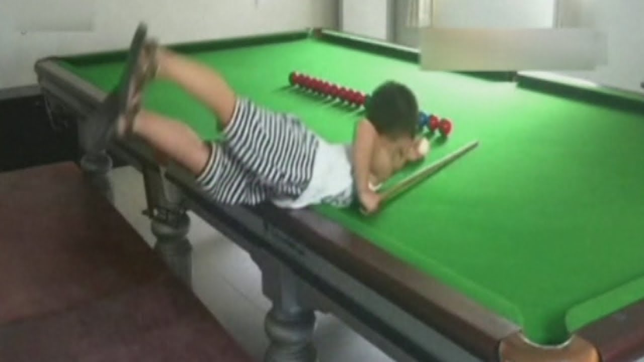Three-year-old snooker prodigy: Chinese toddler wows with snooker skills