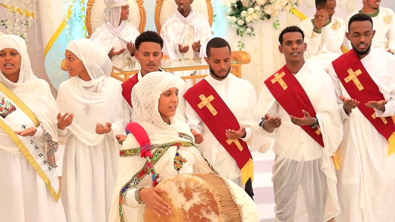 ኣዝዩ ደስ ዝብል መዝሙር   ንስላሴ ኣመስግኑ