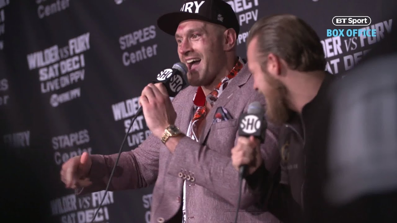 AMAZING! Tyson Fury gets the entire press room singing America Pie after Wilder fight
