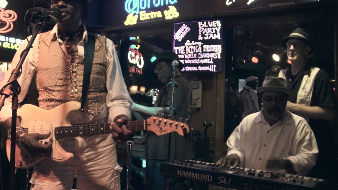 THE KING BROTHERS with WILLIE CHAMBERS - People Get Ready