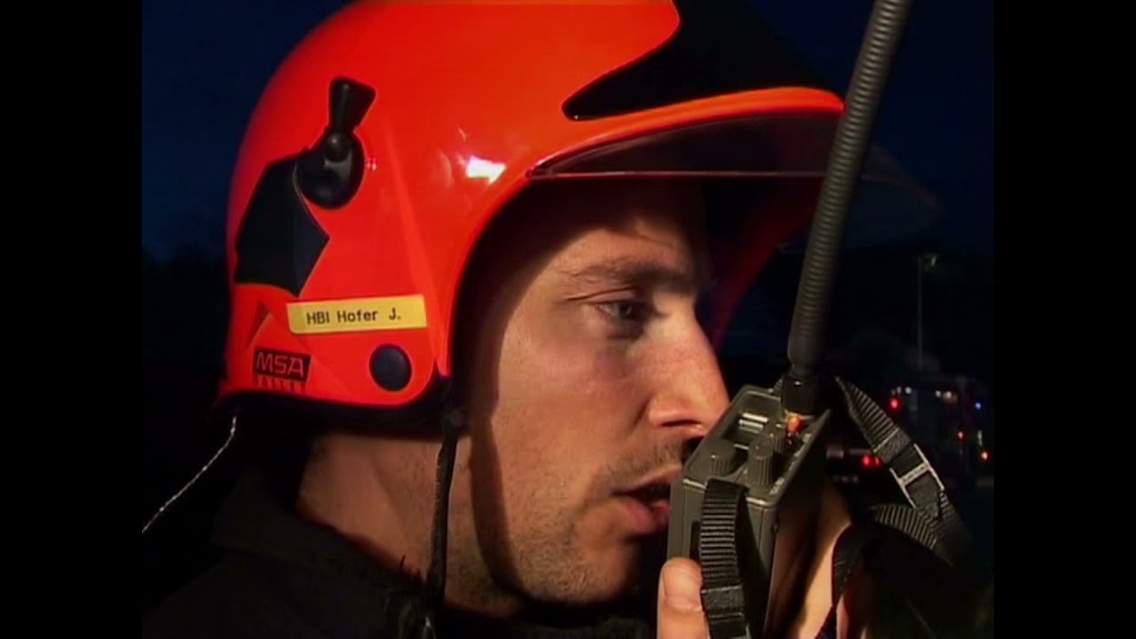 Feuerwehrübung 2006  Gleisdorf Aufführung zum Feuerwehrball 2007 HBI Jürgen Hofer