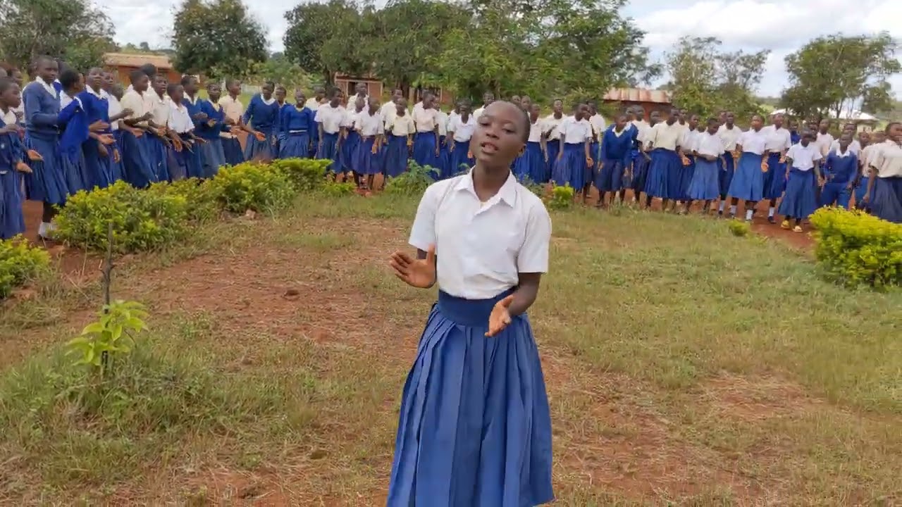 TAZAMA TEACHER YUFRESH AKIENDELEZA NYIMBO ZA UJIFUNZAJI KWA WATOTO.HII NDIO TOKOMEZA UTORO MASHULE.🙏
