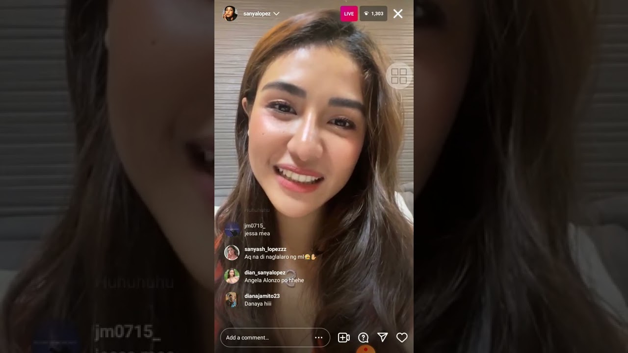 Sanya Lopez live on IG😍