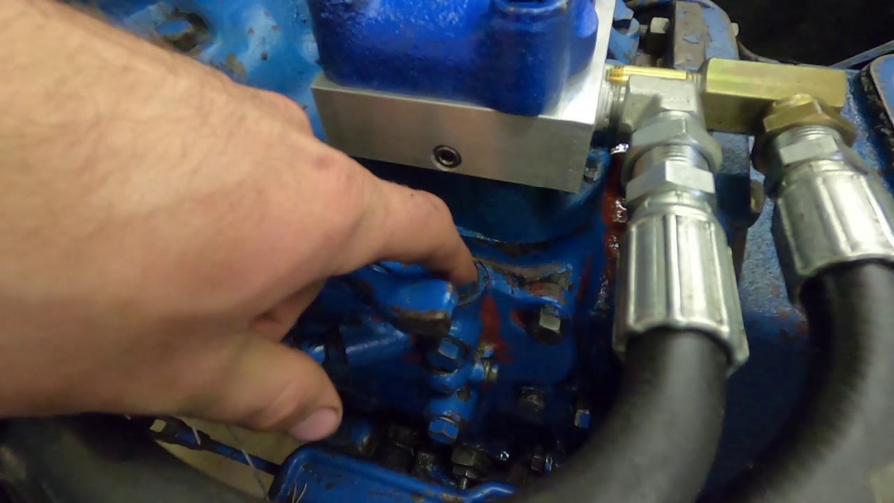 Fluid Leak Diagnosis Featuring Ford 3000 Tractor