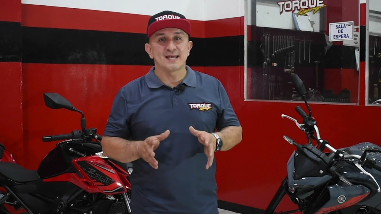 Kawasaki z400 vs Yamaha MT03 | VS