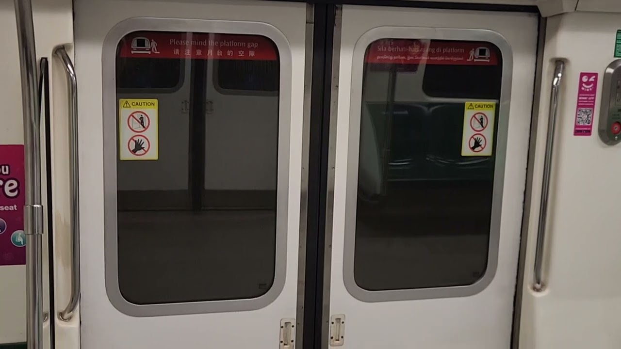 [SMRT] [Retired/Last Round Trip] C151 129/130 from NS26 Raffles Place to NS28 Marina South Pier