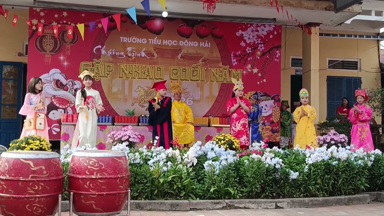 Gala gặp nhau cuối năm 2025 trường Tiểu học Đông Hải xã Quỳnh An.