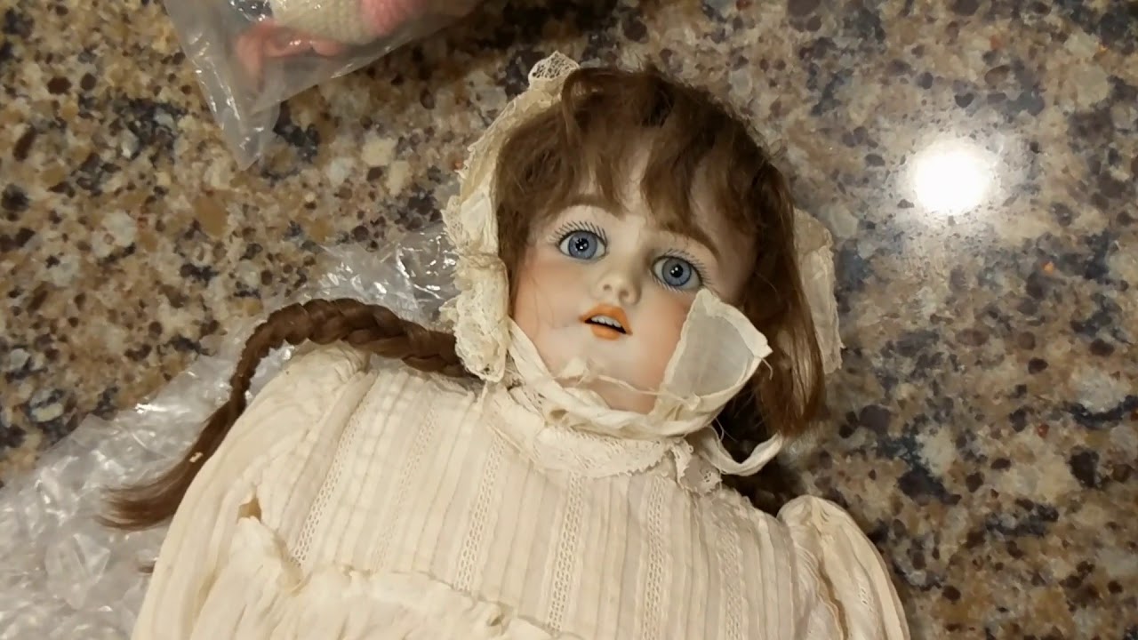 A Poor Person's Antique Bisque Head Doll Repair - I Reattached A Simon & Halbig Doll's Broken Arm