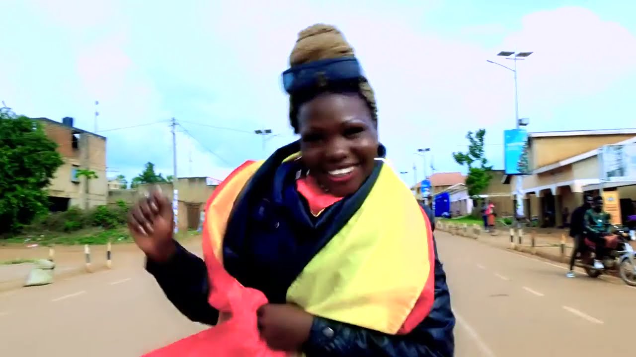Becky B - Tam Me Nono (Official Music Video) feat. Gyes Slence Igwe