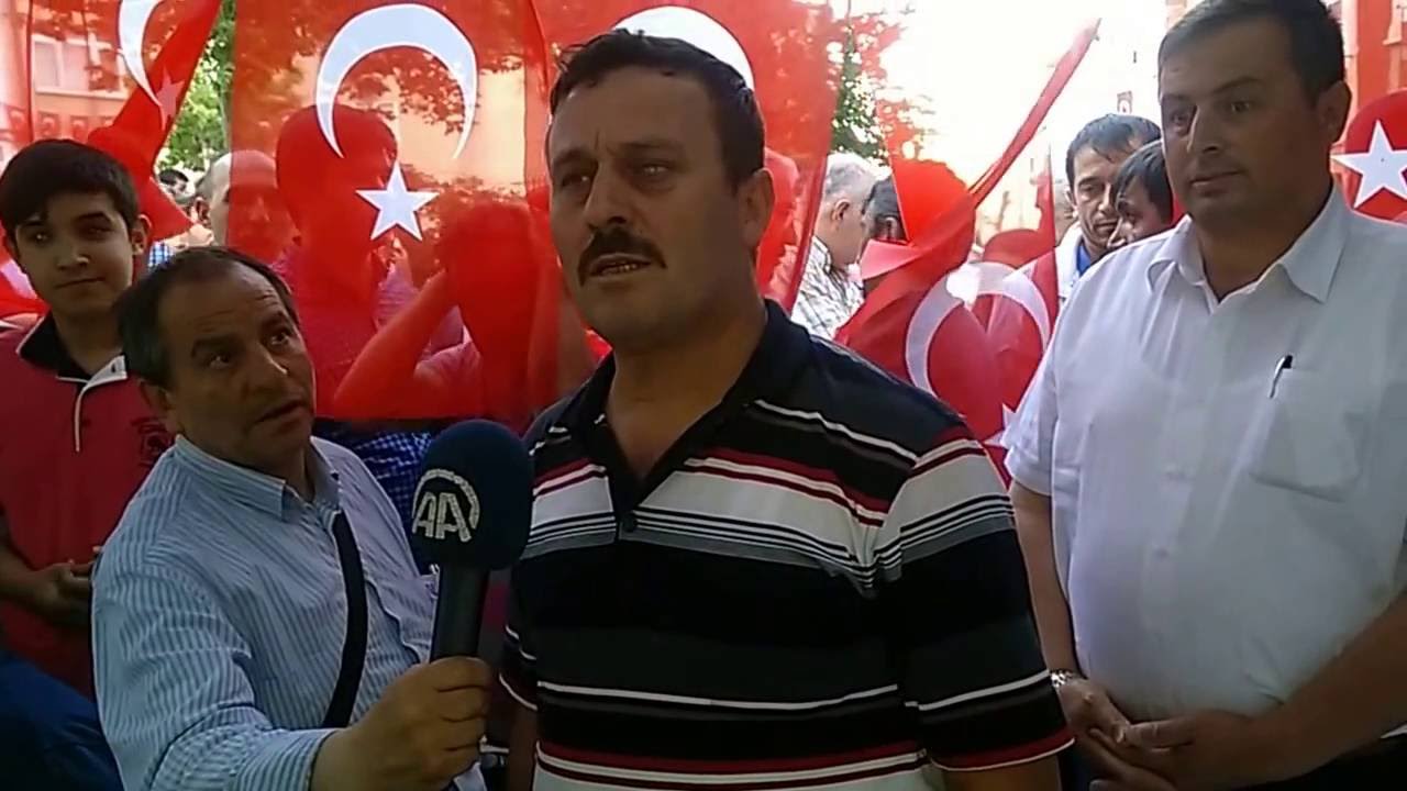 Gazi Burak Coçar Baba Evinde