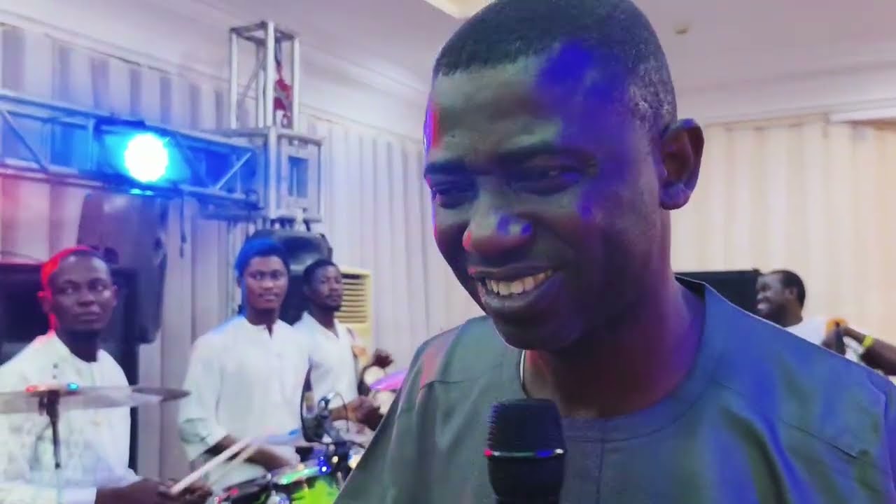 ELIJAH AKINTUNDE LIVE IN IBADAN 