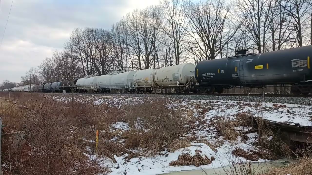 2/16/26 nb lsrc 6451 running long hood forward silvercreek with a long train