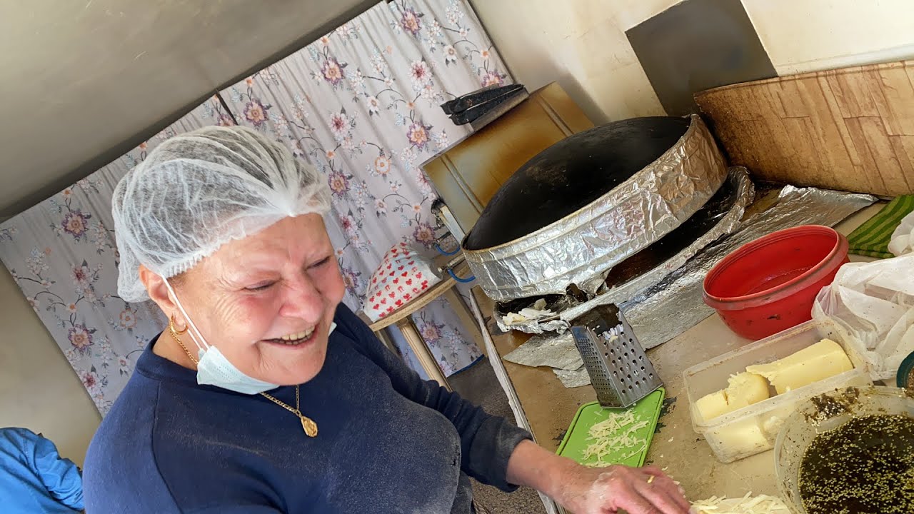 LIVE: Saj for Breakfast. Nawal Tohme Bakery Kherbet Anafar