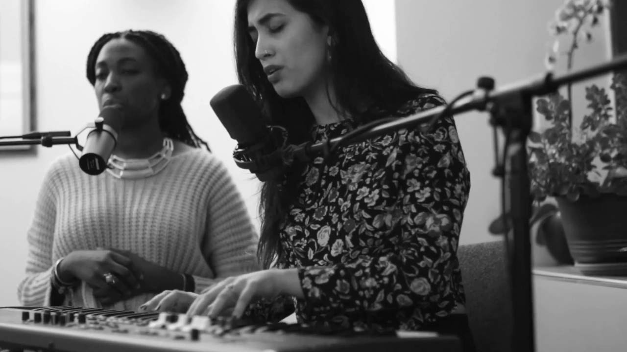 Ashni | Live Sessions: Blue