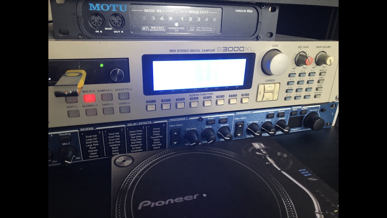 Akai S3000xl  Ableton Live 11 - Domz & Jumanji - Original Dub