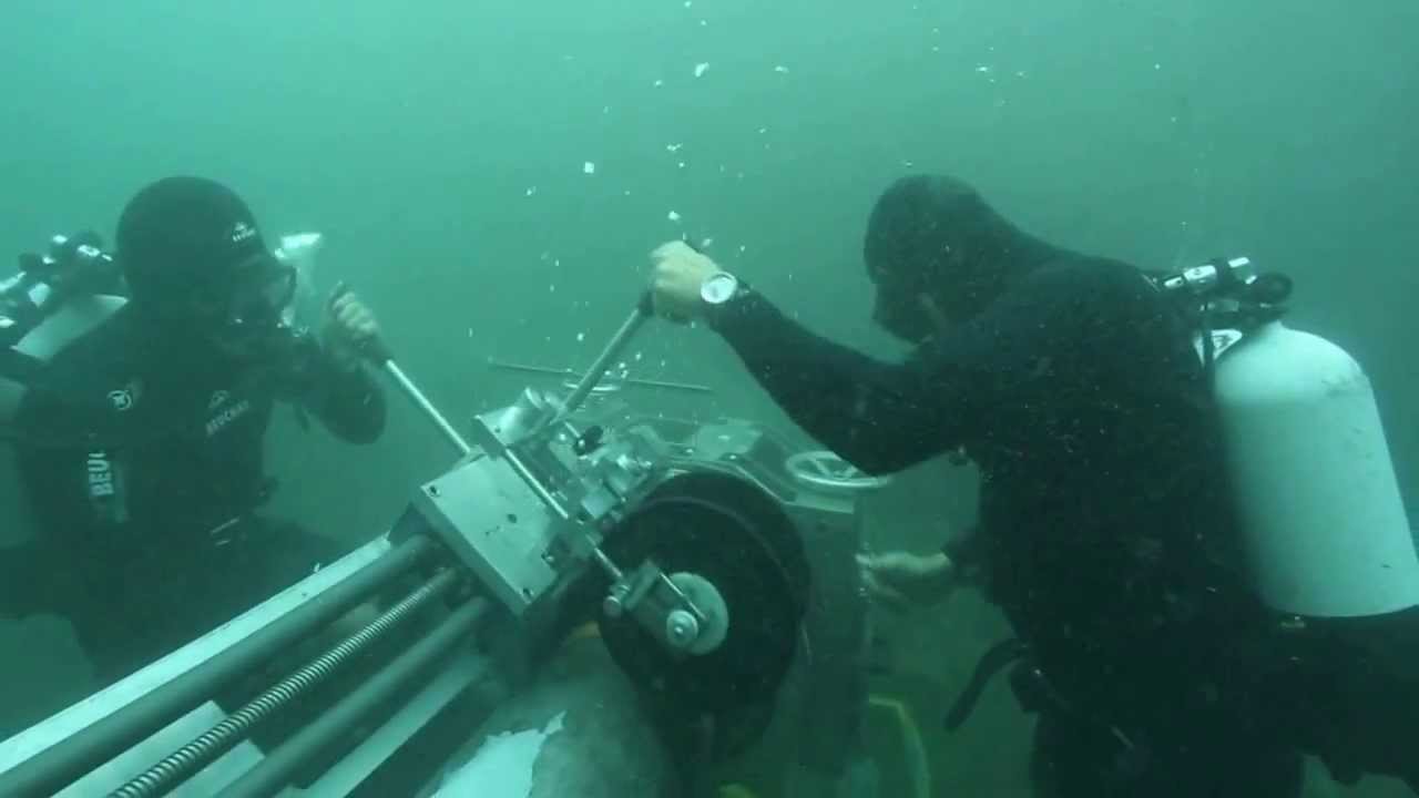 Underwater pipe repair with wrapping machine : BOBIWRAP®