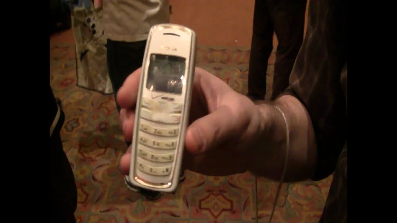 How Brad from Liliputing gets online at CES 2010