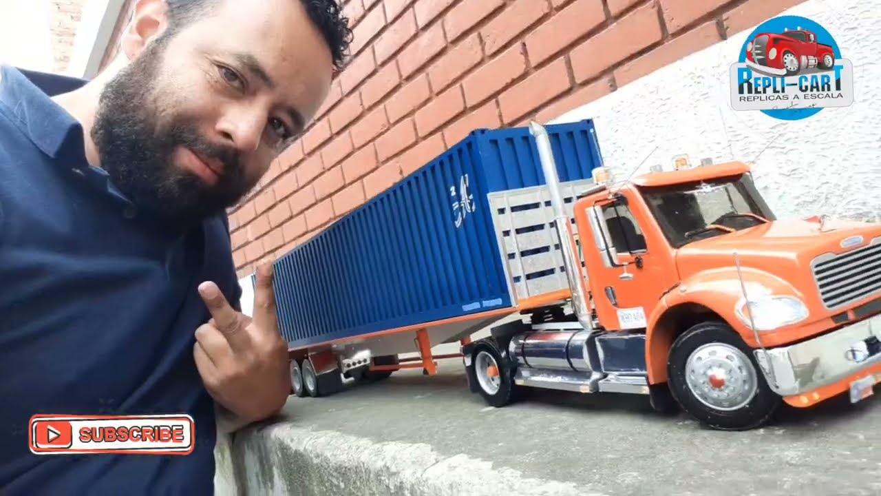 Replica a Escala 1/20  FREIGHTLINER m2 Patineta || REPLI-CART
