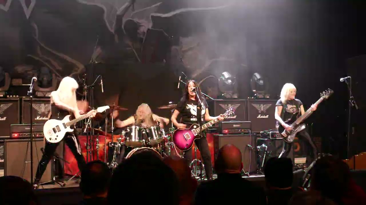 Girlschool Hit And Run Live @ Varmekyrkan Norrköping Sweden