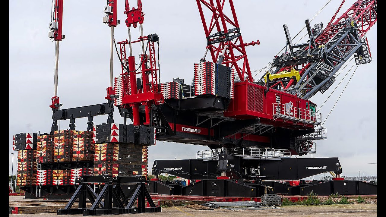 World's Amazing Mammoet Special Crane That You Never Thought Existed