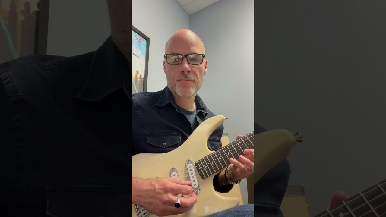 E Minor Rock Lick, with a &ldquo;mini sweep!&rdquo;