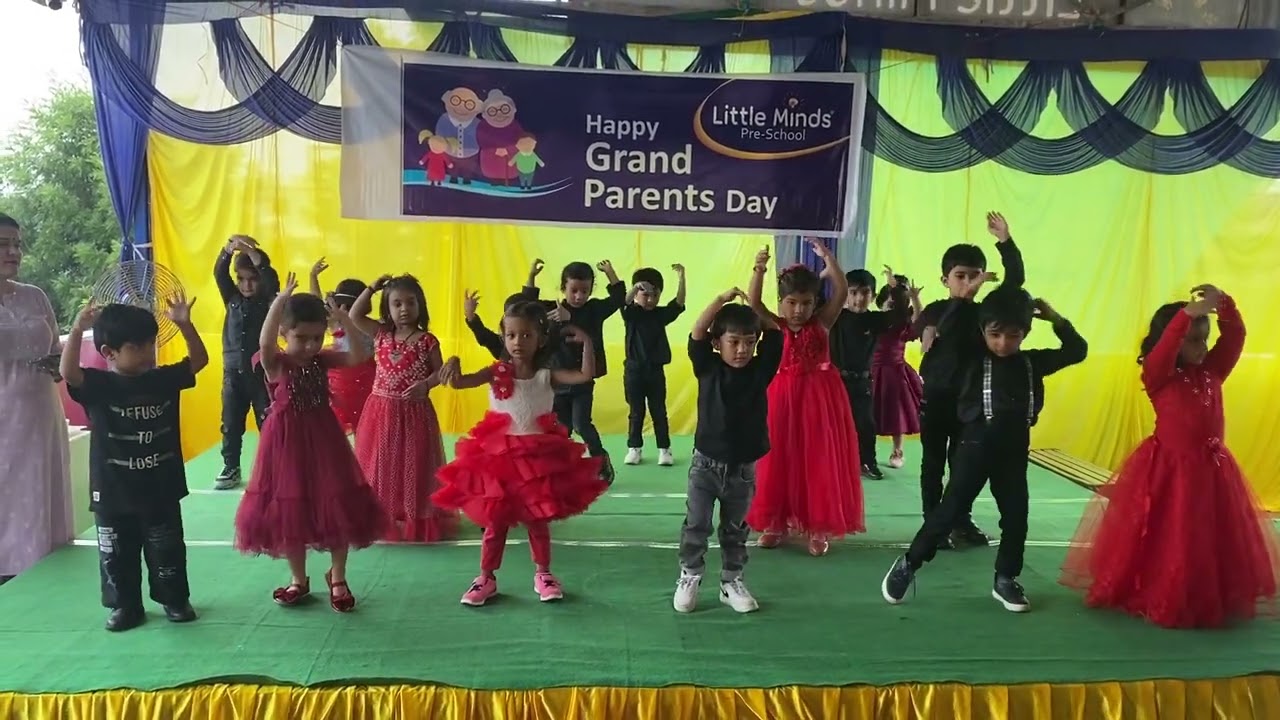 Grand-Parents Day 2022 | Nursery (1) Dance | Aajkal Tere Mere Pyaar | Little Minds Dehradun
