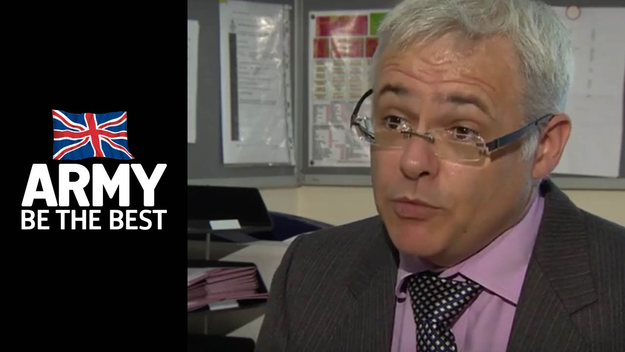 Meet the interviewer - Army training - Army Jobs