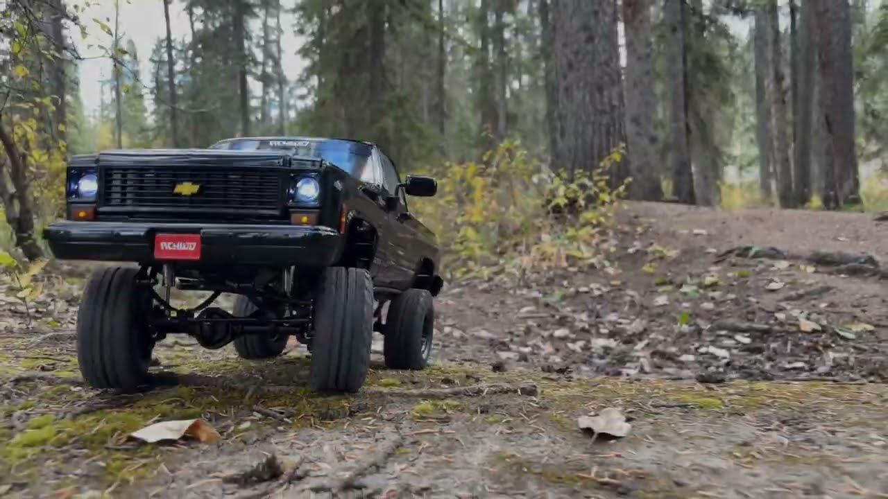 1/10 super scale RC4WD k5 blazer midnight edition #rc #rc4wd #rctruck #chevylovers