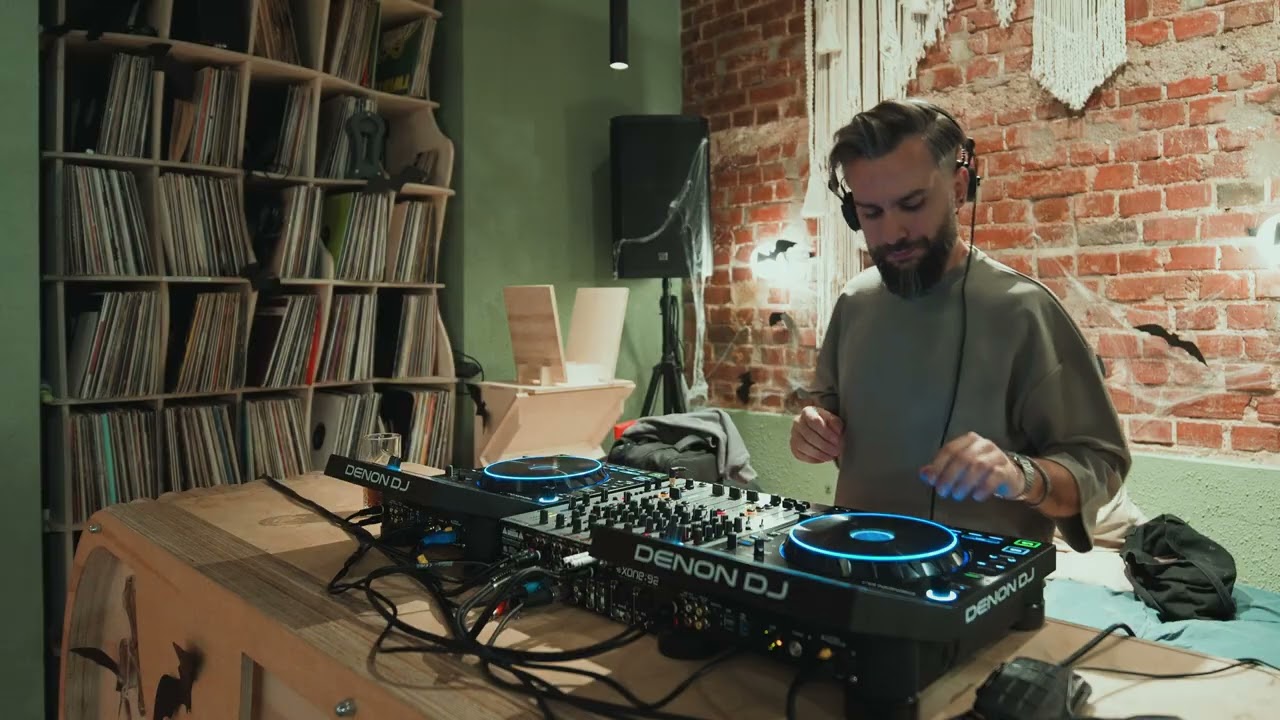 Boske at Twisted Olives (Only Own Productions)