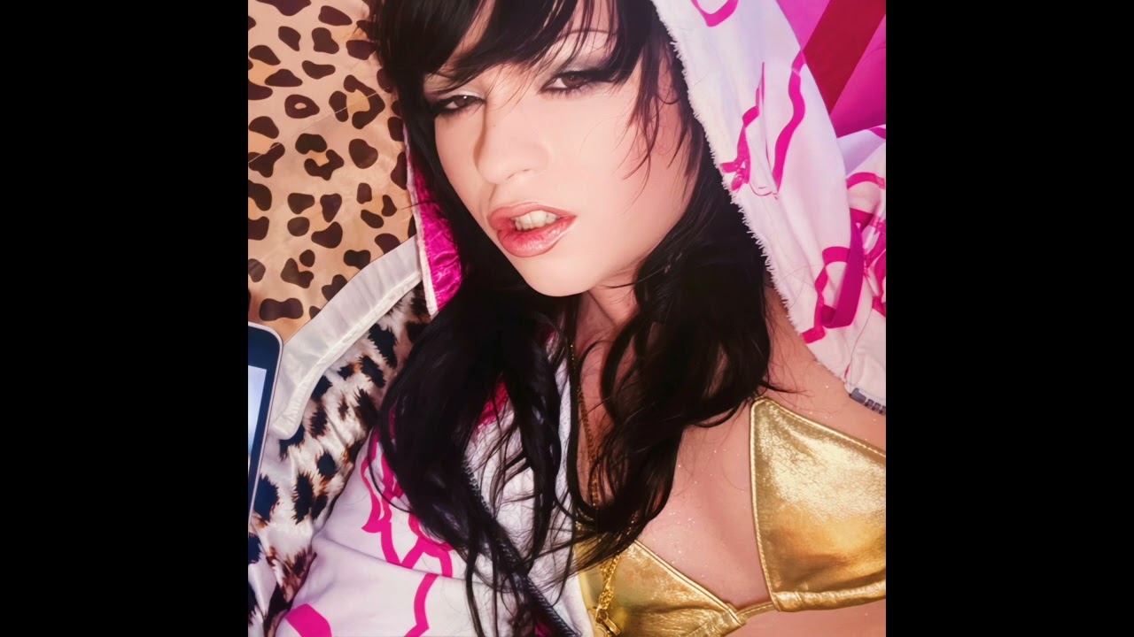 Ayesha Erotica - LOIS GRIFFIN (Demo-4)