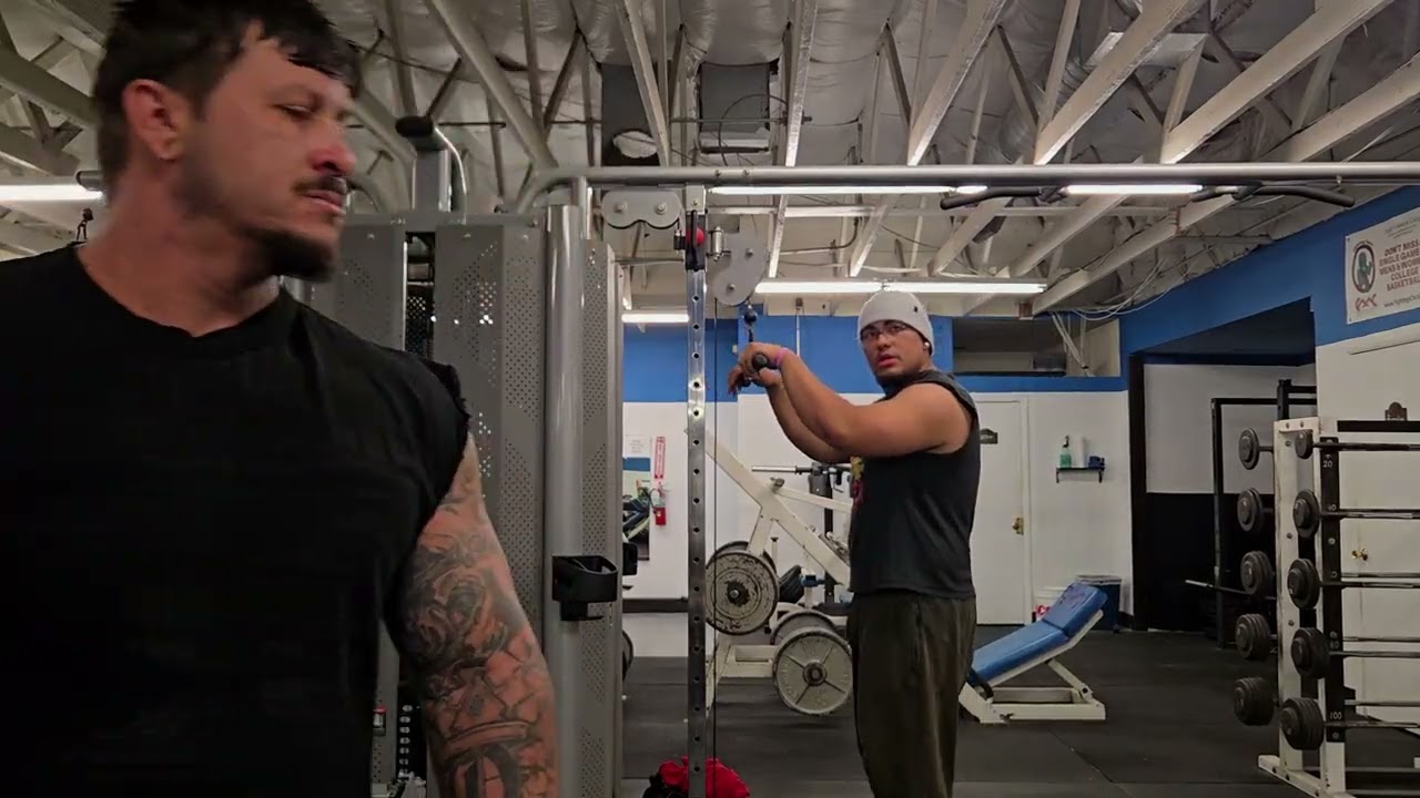 Chud Chronicles ep.1 mid chest and tri :)