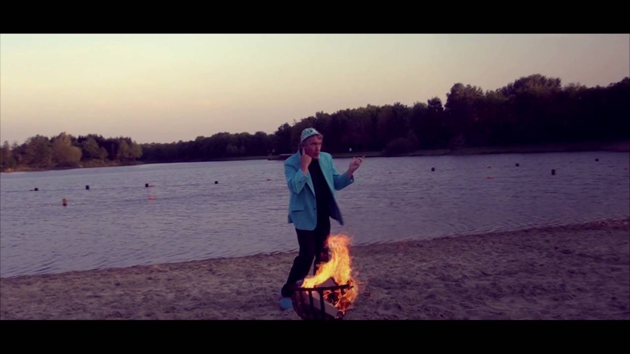 John Enter - Hoenapaloe [Officiële Videoclip]