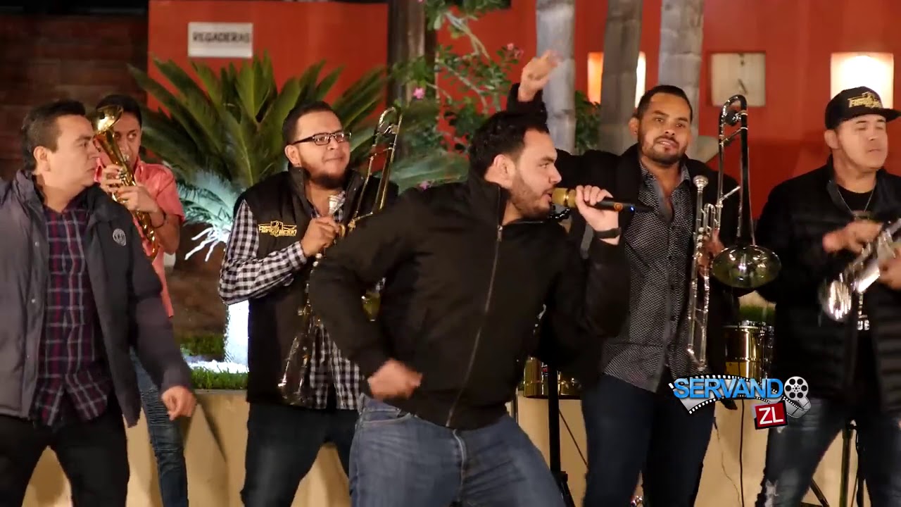 Banda Renovacion Los Huachicoleros En Vivo 2018