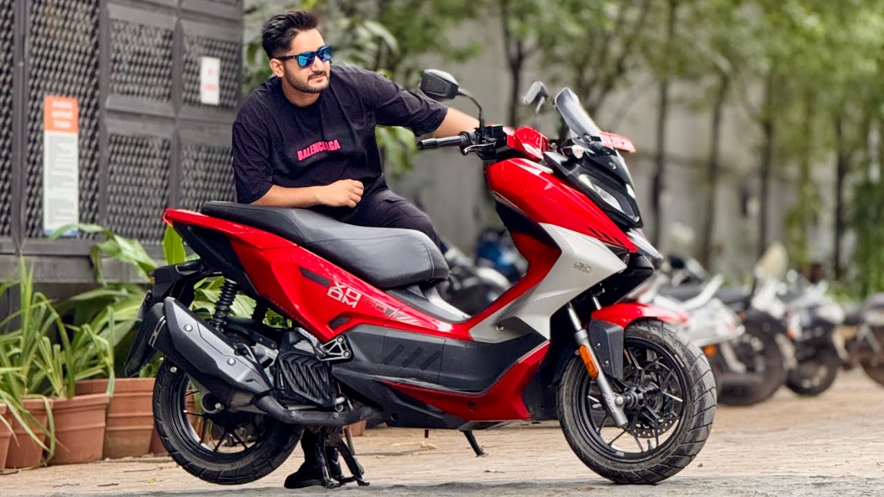 Hero Super Scooter : Xoom 160 Detailed Walkaround Review | Exhaust Note & On Road Price 