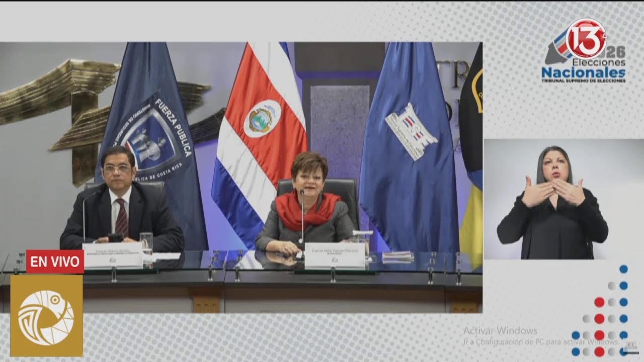 Conferencia de prensa desde el Tribunal Nacional de Elecciones