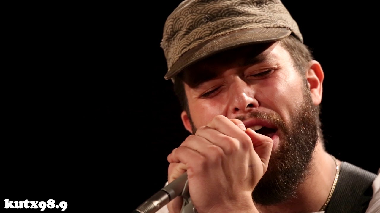 Nick Hakim - Cuffed (Live in KUTX Studio 1A)