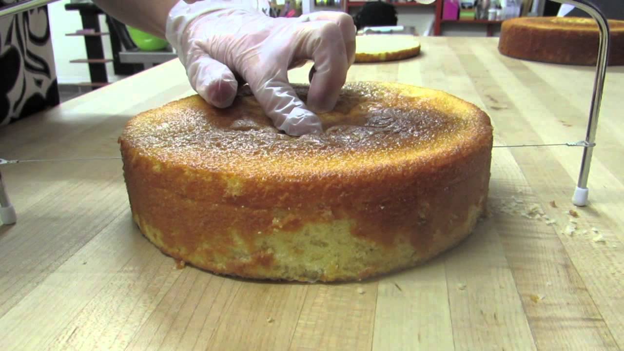 How To Level And Tort Cakes The Krazy Kool Cakes Way